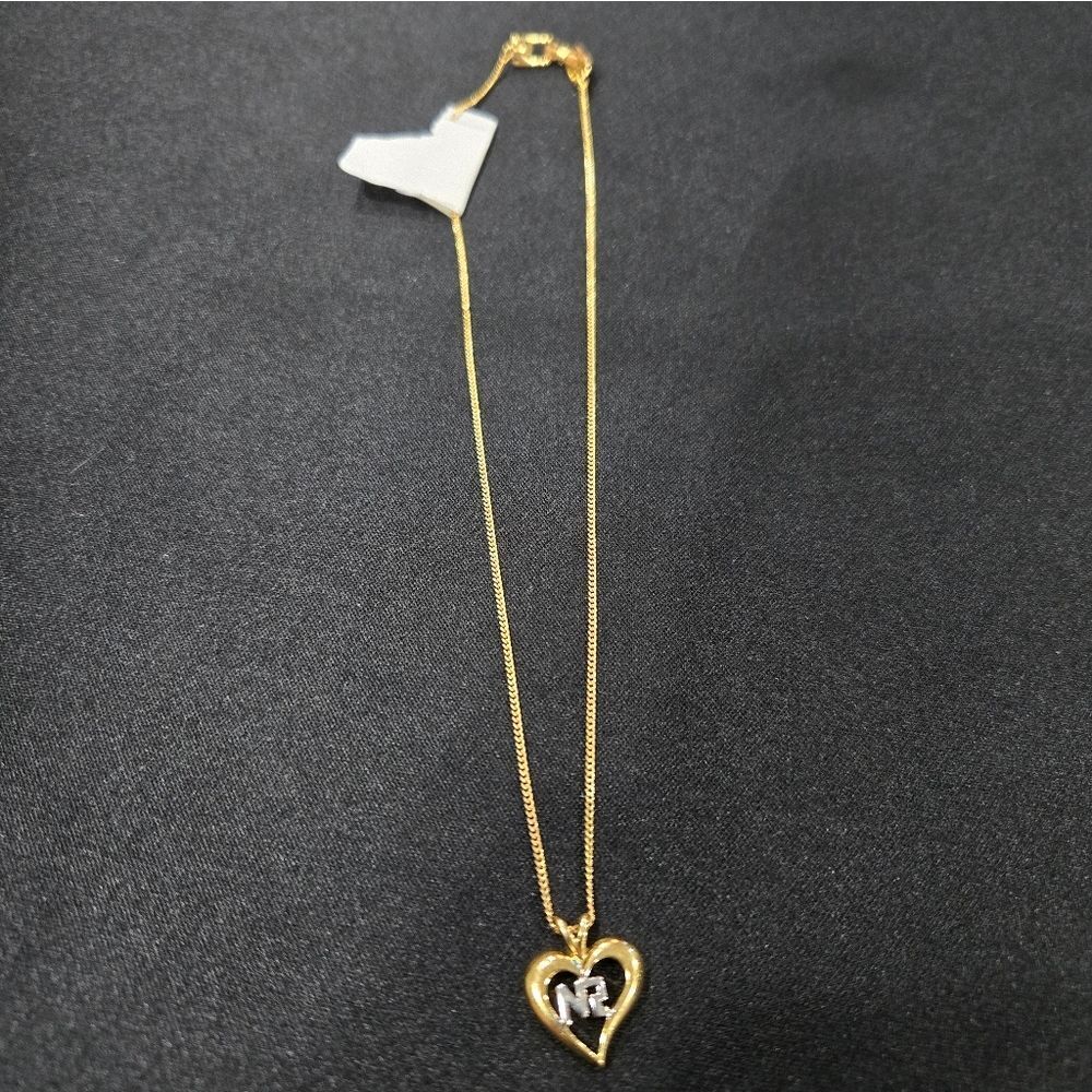 🐢 Nina Ricci gold-tone heart pendant necklace About 14" Long